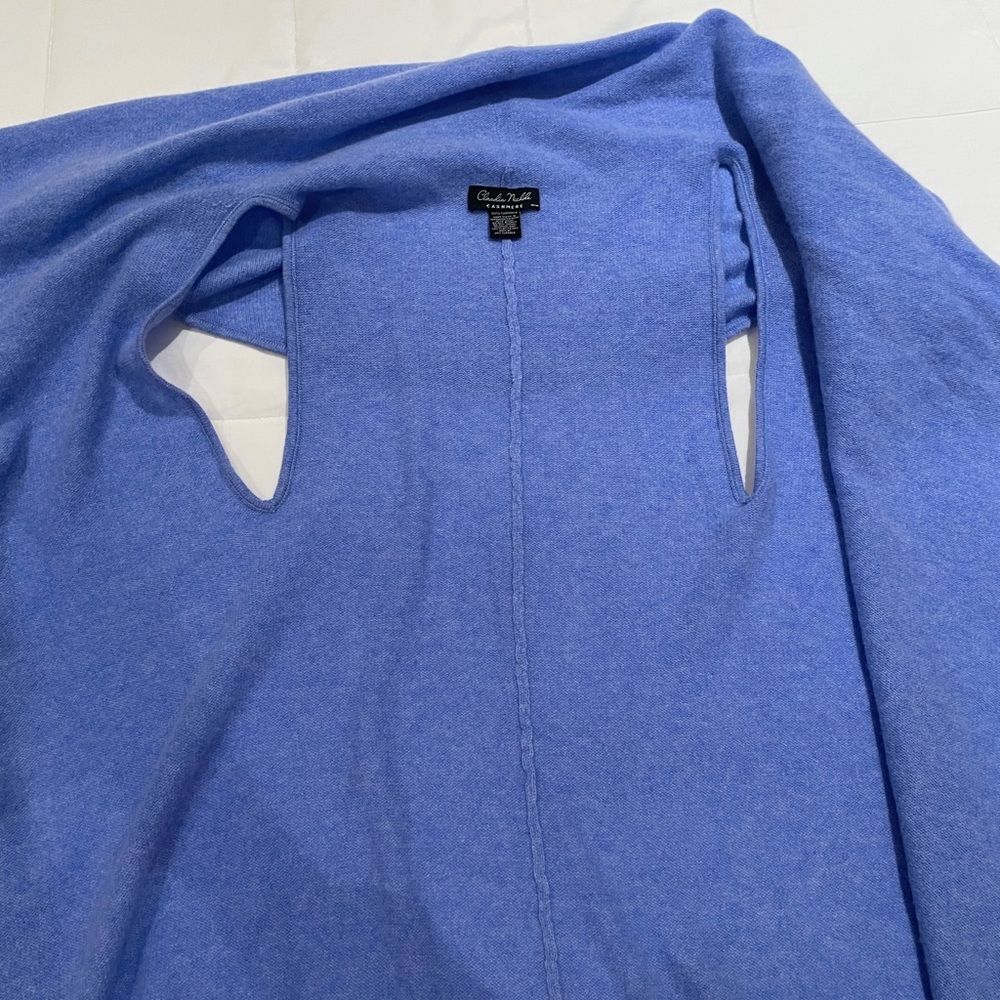 100% cashmere sweater vest